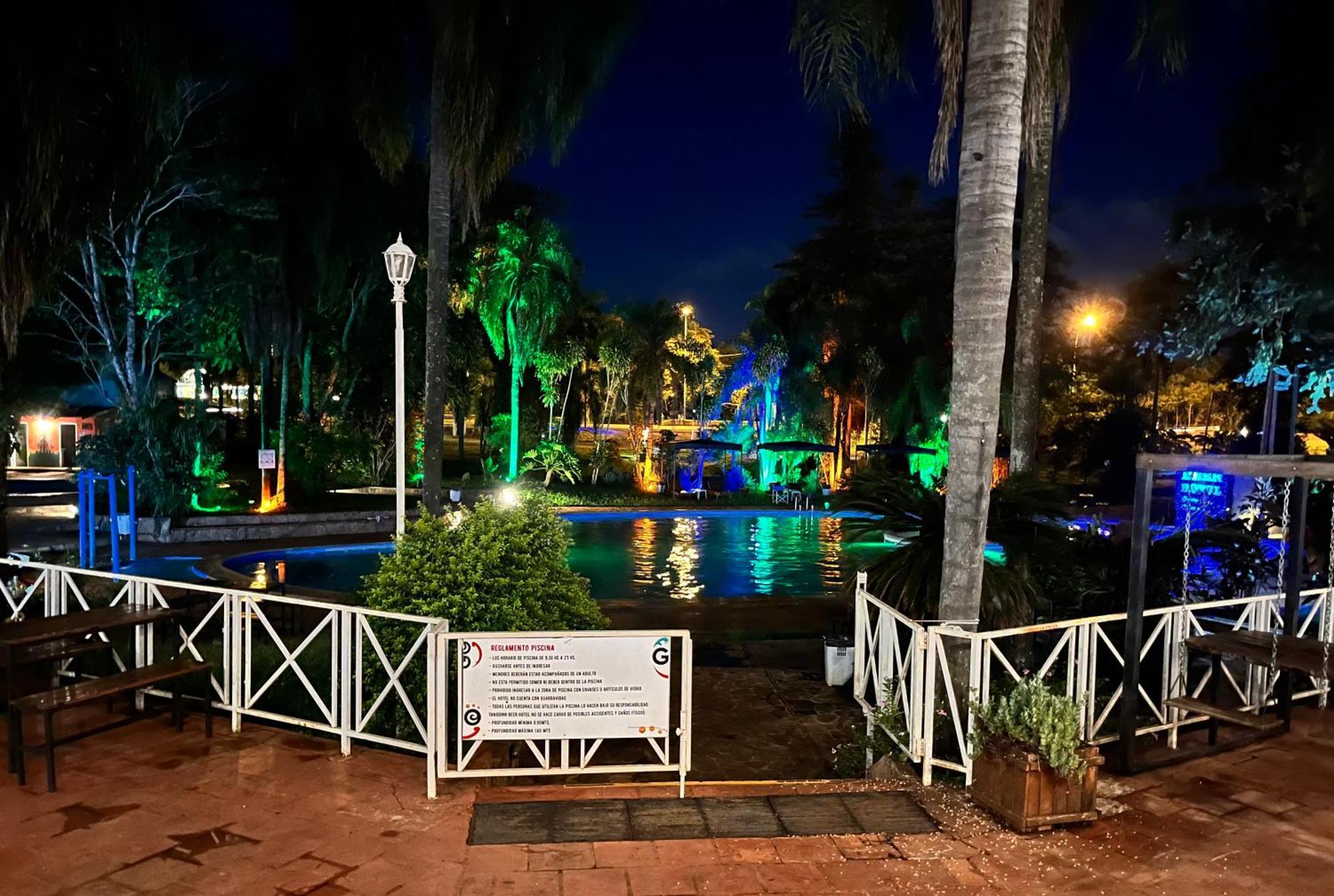 Beer Hotel Iguazú Puerto Iguazú Kültér fotó